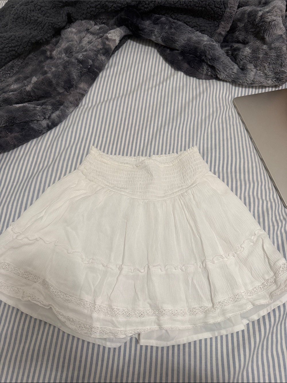 WORN ONCE! Hollister White Skort High Waisted